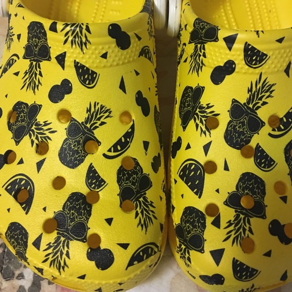 crocs with pineapples on them
